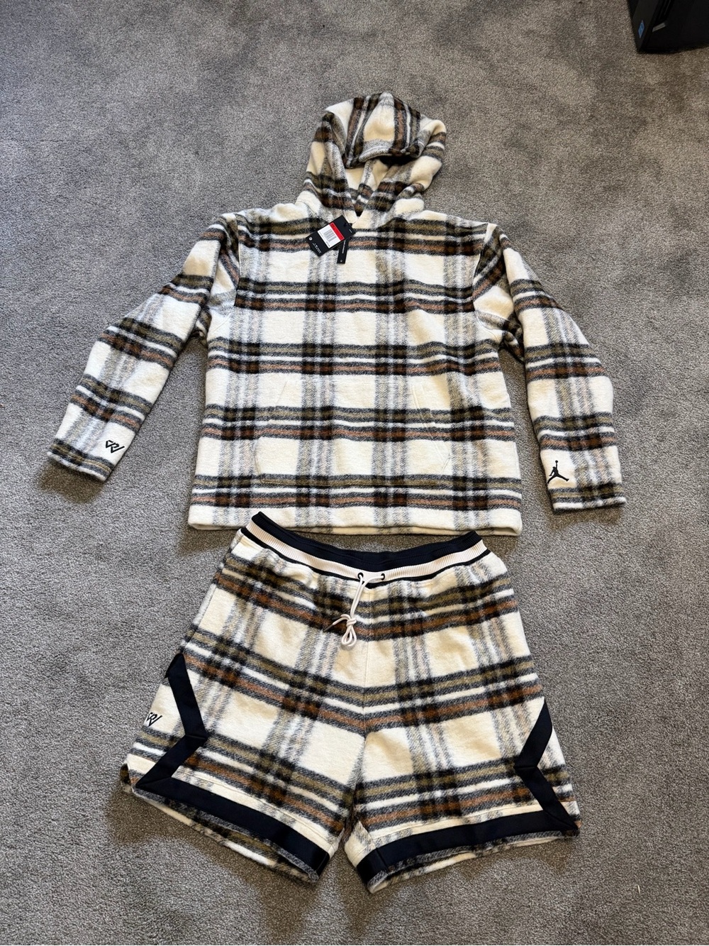 Nike jordan why not? wool hoodie plaid size L & shorts size XL